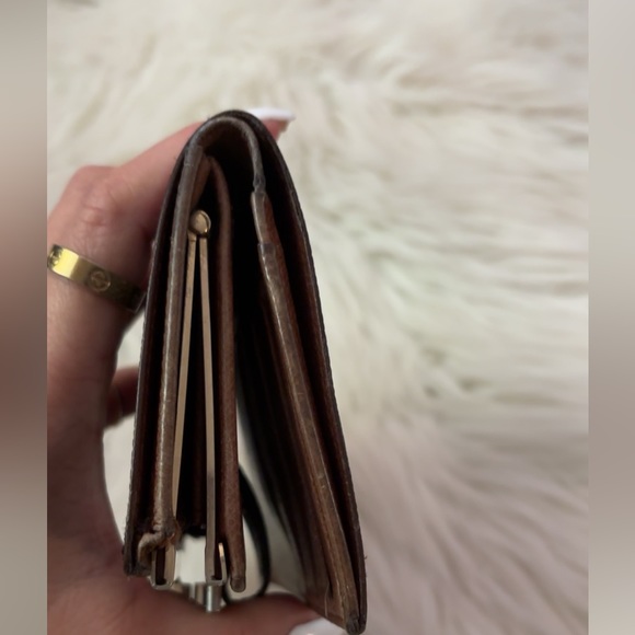 Louis Vuitton Kiss Lock Mono Wallet! Serial number: SD0915 - Picture 5 of 11